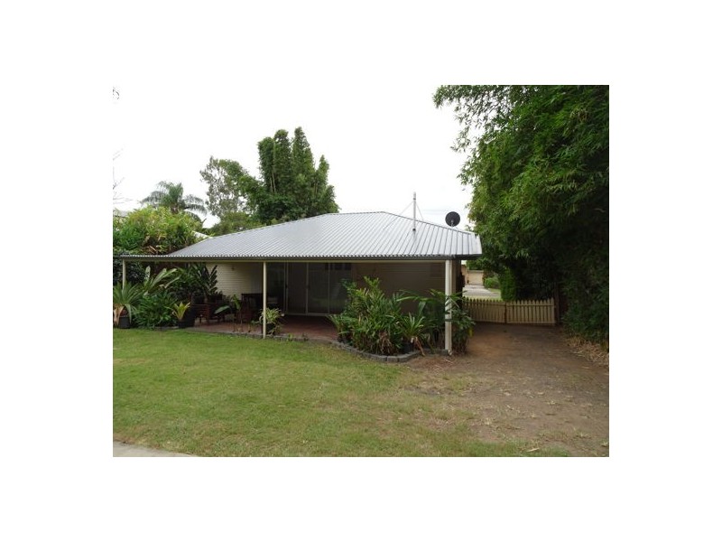 13 Phyllis Street, Eastern Heights QLD 4305
