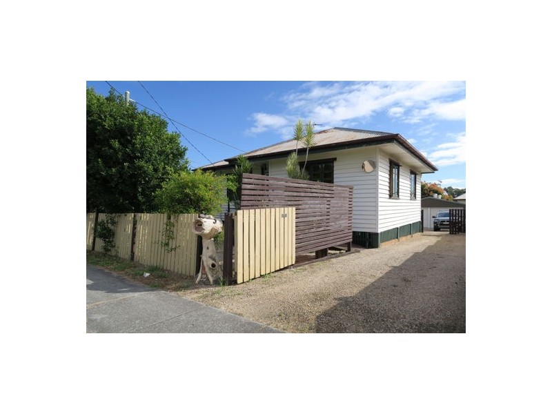 14 Wattle Street, North Booval QLD 4304