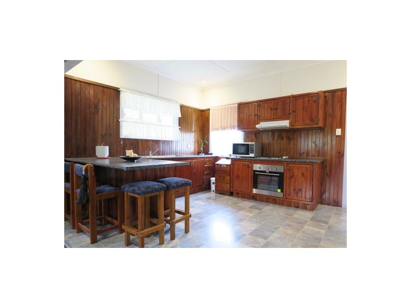 14 Wattle Street, North Booval QLD 4304