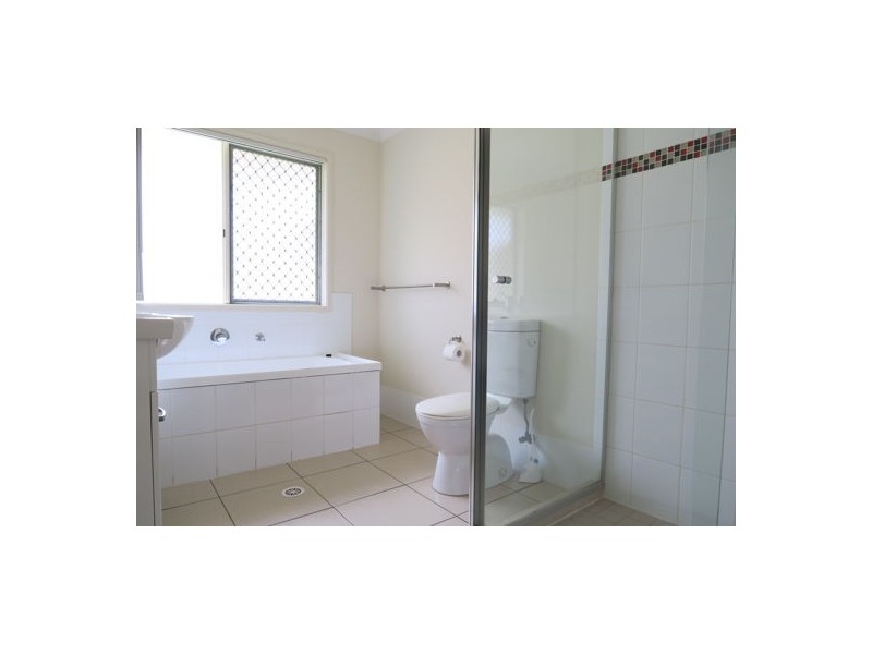 14 Bowen Place, Blackstone QLD 4304