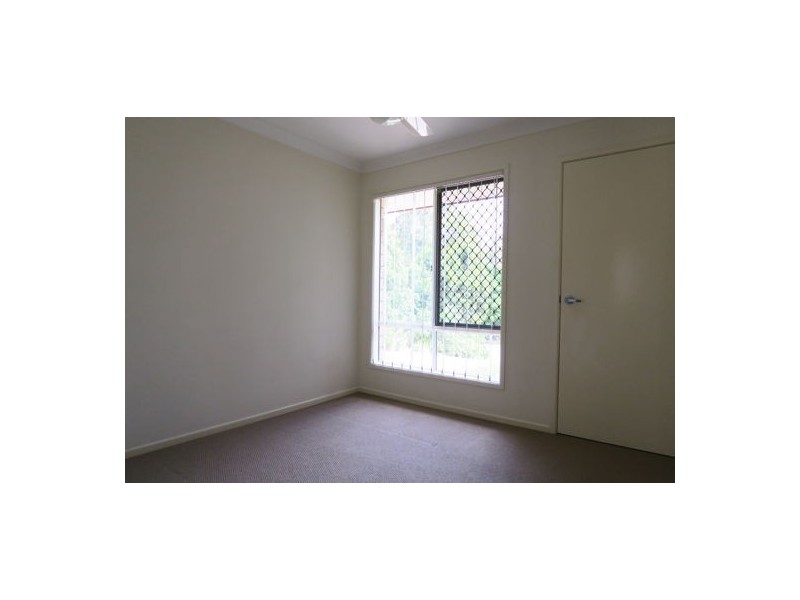 14 Bowen Place, Blackstone QLD 4304