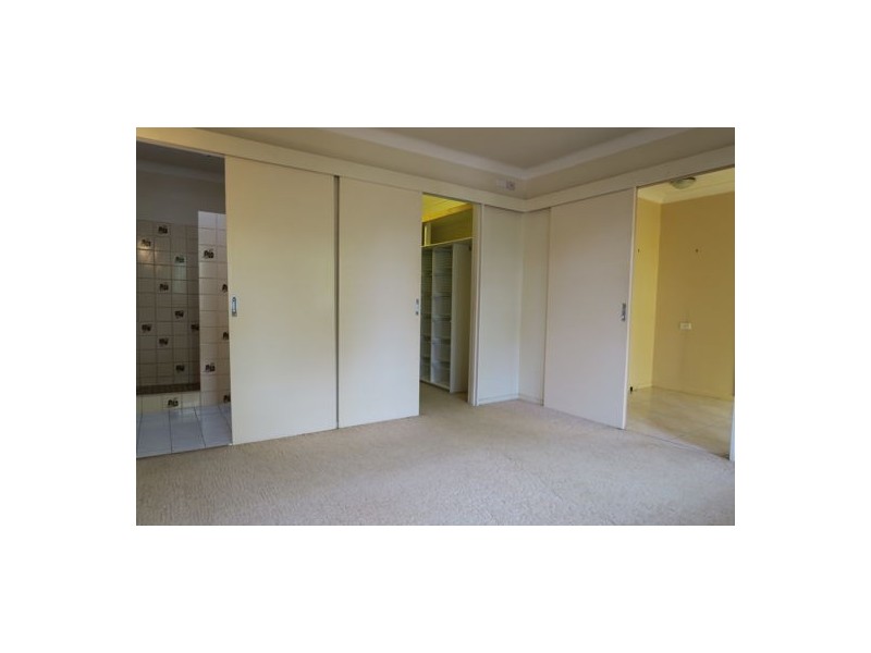 50 Cranes Road, North Ipswich QLD 4305