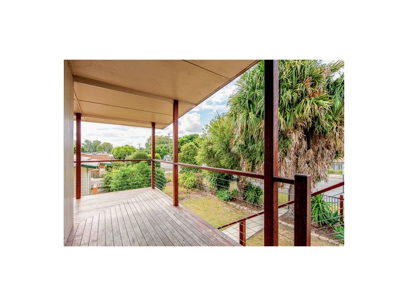 149 Raceview Street, Raceview QLD 4305