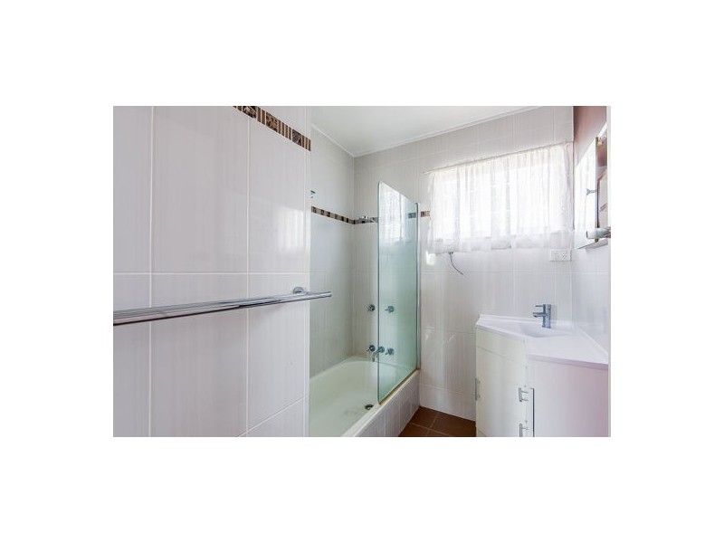 149 Raceview Street, Raceview QLD 4305