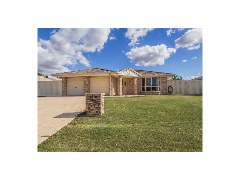 77 Equestrian Drive, Yamanto QLD 4305