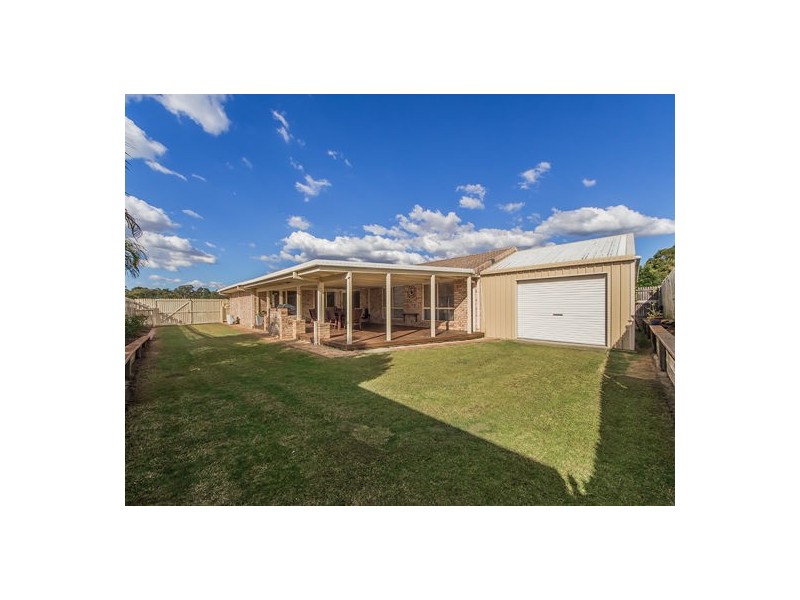 77 Equestrian Drive, Yamanto QLD 4305