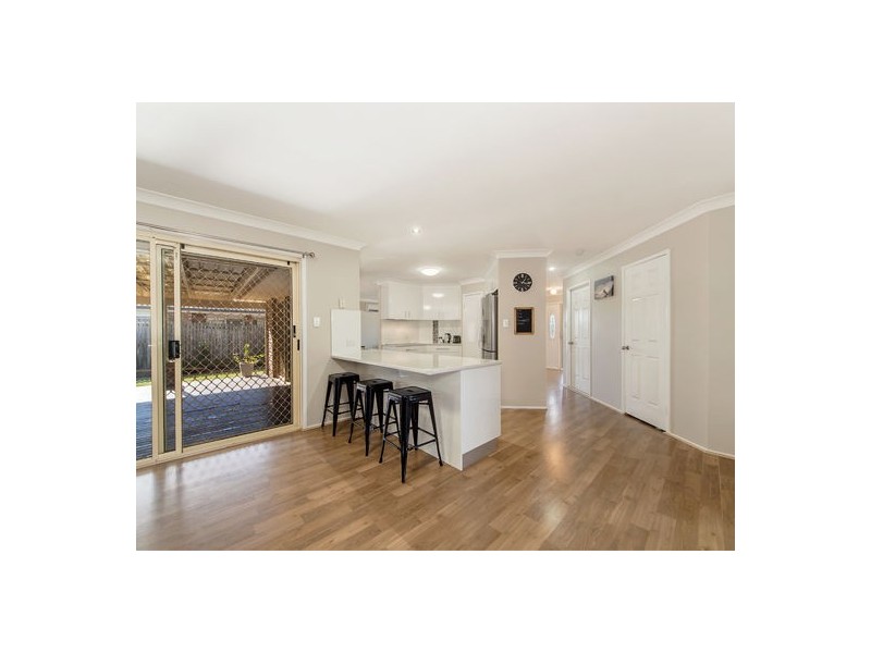 77 Equestrian Drive, Yamanto QLD 4305