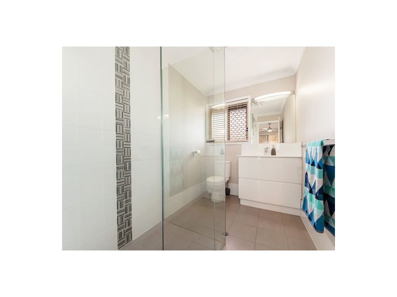 77 Equestrian Drive, Yamanto QLD 4305