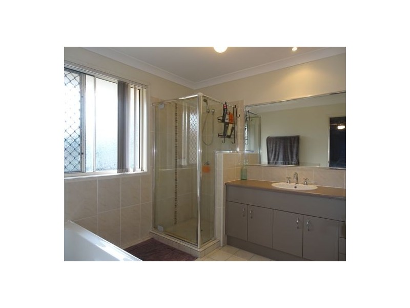 10/21B Hunter Street, Brassall QLD 4305