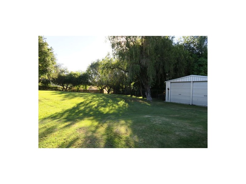 63 Wildey St, Raceview QLD 4305