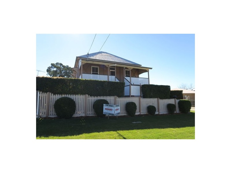 34 Lawrence Street, North Ipswich QLD 4305