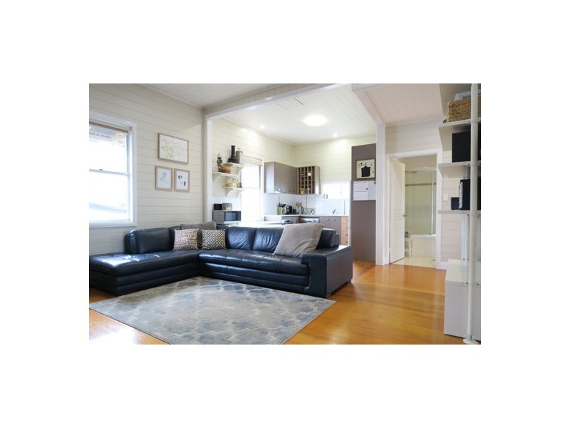 34 Lawrence Street, North Ipswich QLD 4305