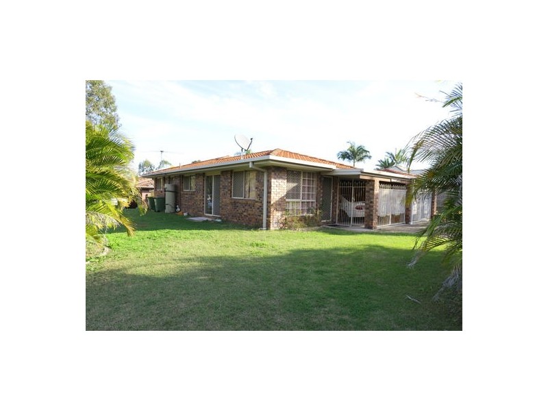 1 & 2/19 Cocos Place, Raceview QLD 4305