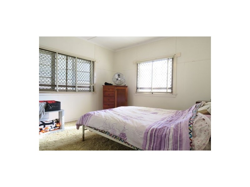 1 Spresser Street, Tivoli QLD 4305