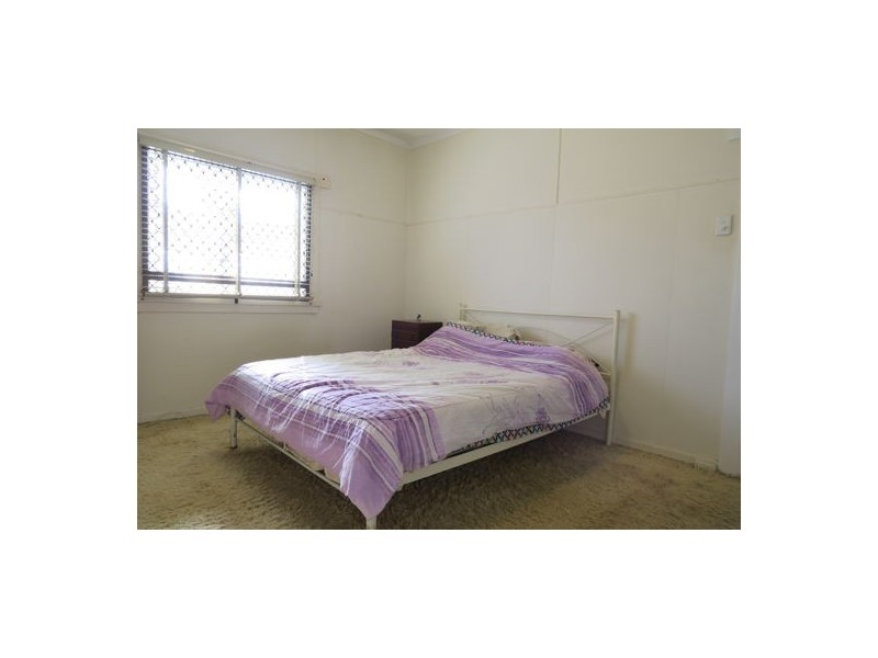 1 Spresser Street, Tivoli QLD 4305