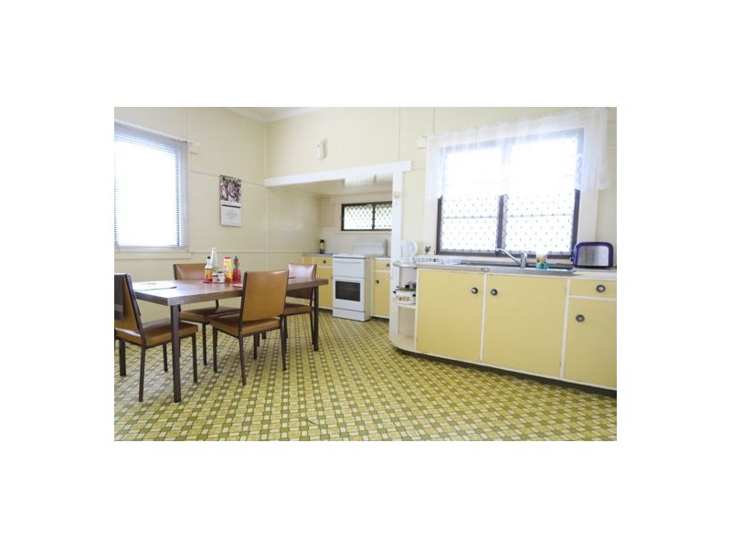 1 Spresser Street, Tivoli QLD 4305