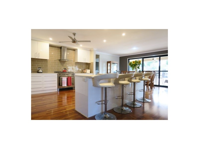 27 Harrison Grove, Deebing Heights QLD 4306