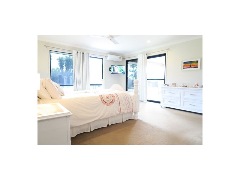 27 Harrison Grove, Deebing Heights QLD 4306