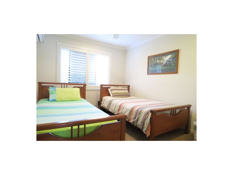27 Harrison Grove, Deebing Heights QLD 4306