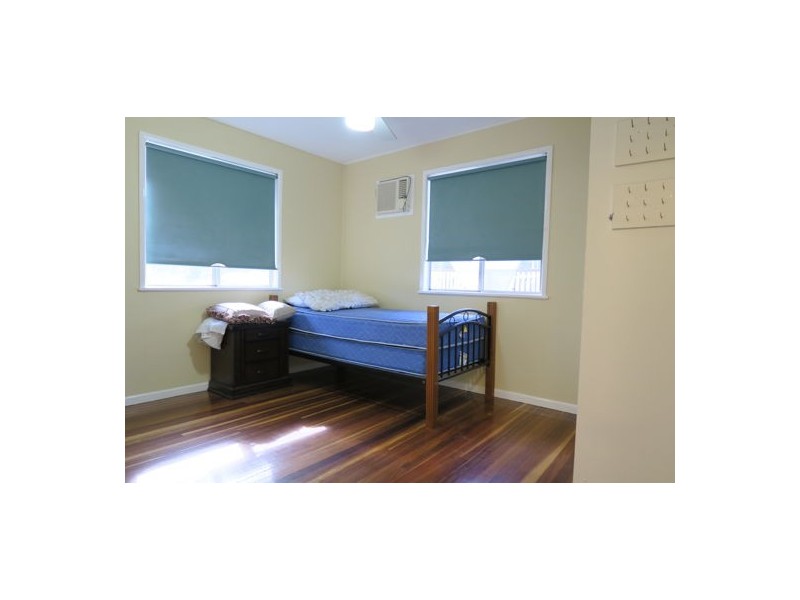 5 Teak Street, Raceview QLD 4305