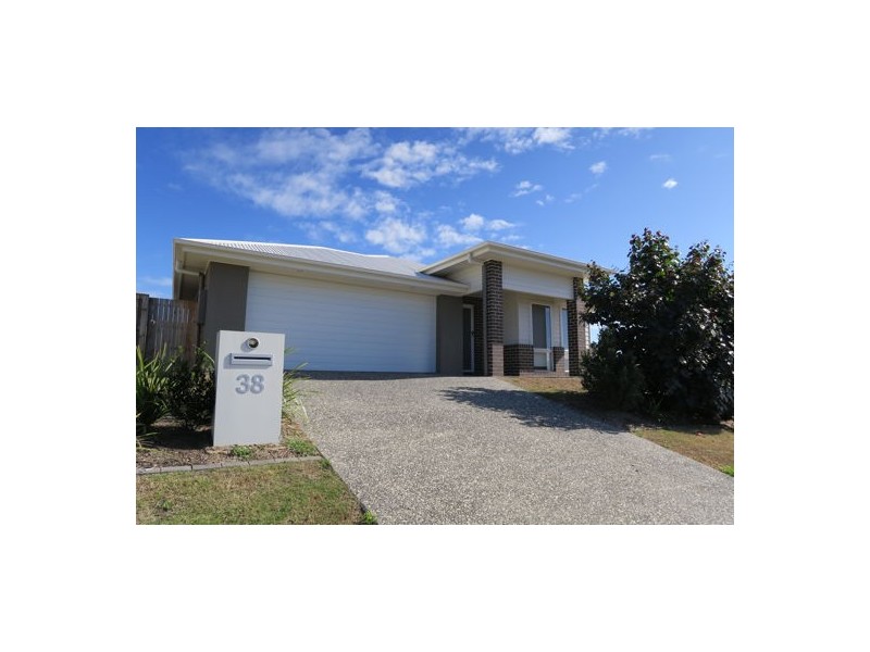 38 Bottlebrush Drive, Deebing Heights QLD 4306
