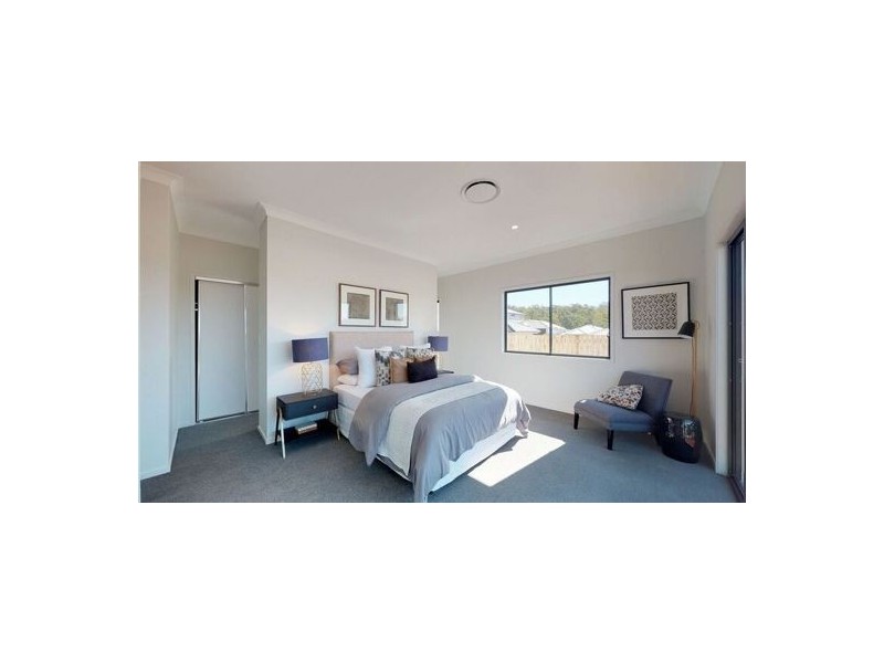 14 Miami Street, Spring Mountain QLD 4124