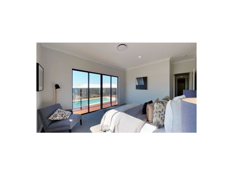 14 Miami Street, Spring Mountain QLD 4124