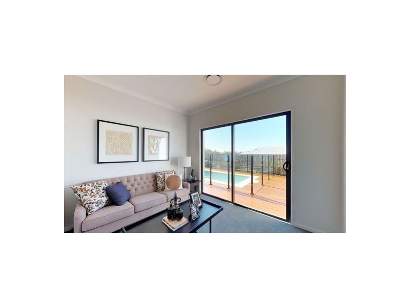 14 Miami Street, Spring Mountain QLD 4124