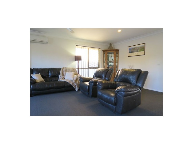 58 Jacana Crescent, Flinders View QLD 4305