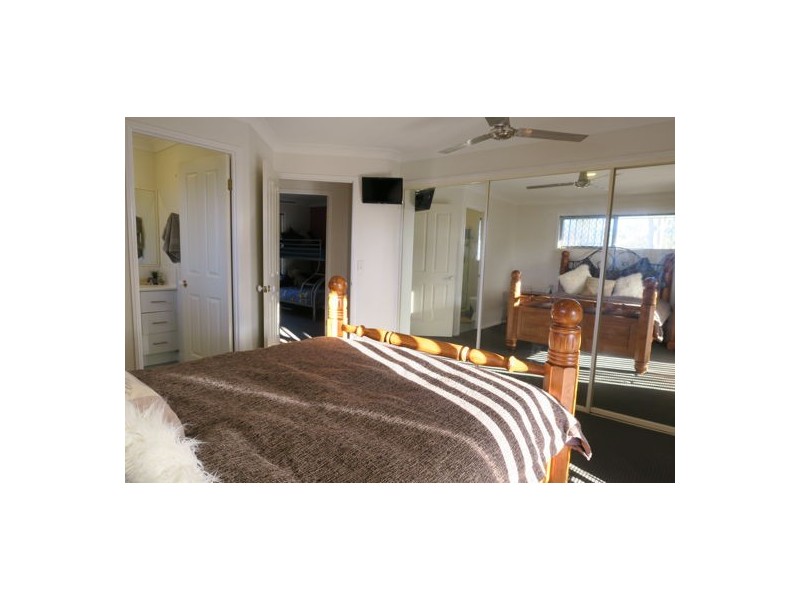 58 Jacana Crescent, Flinders View QLD 4305