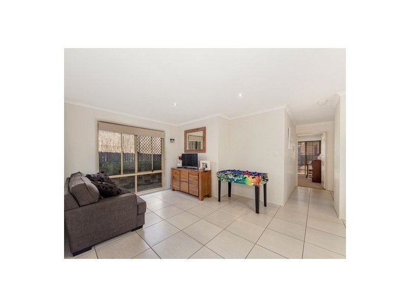 10 Quando Close, Yamanto QLD 4305