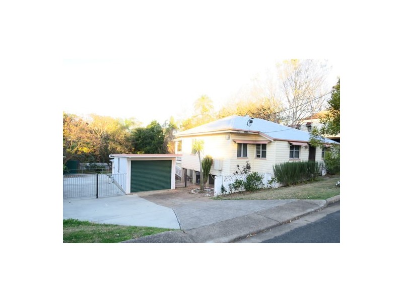 67 Pine Street, North Ipswich QLD 4305
