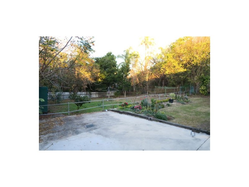 67 Pine Street, North Ipswich QLD 4305