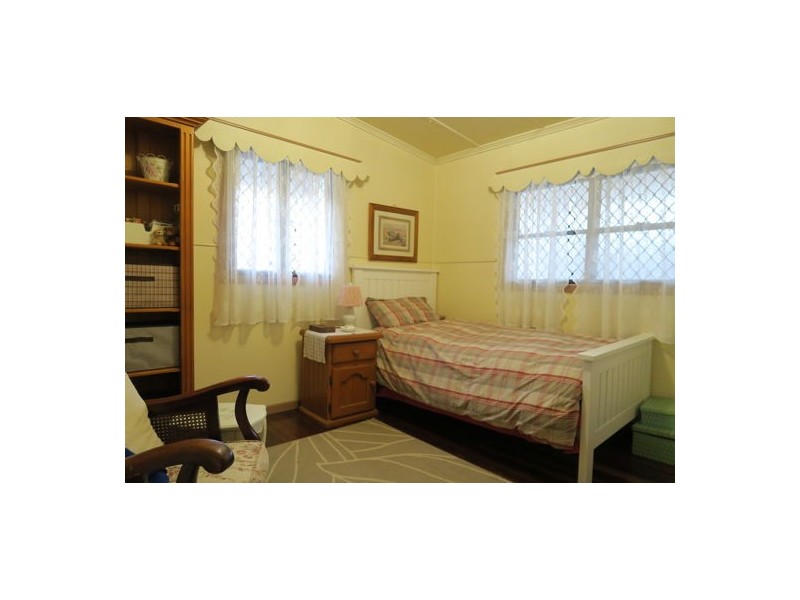 67 Pine Street, North Ipswich QLD 4305
