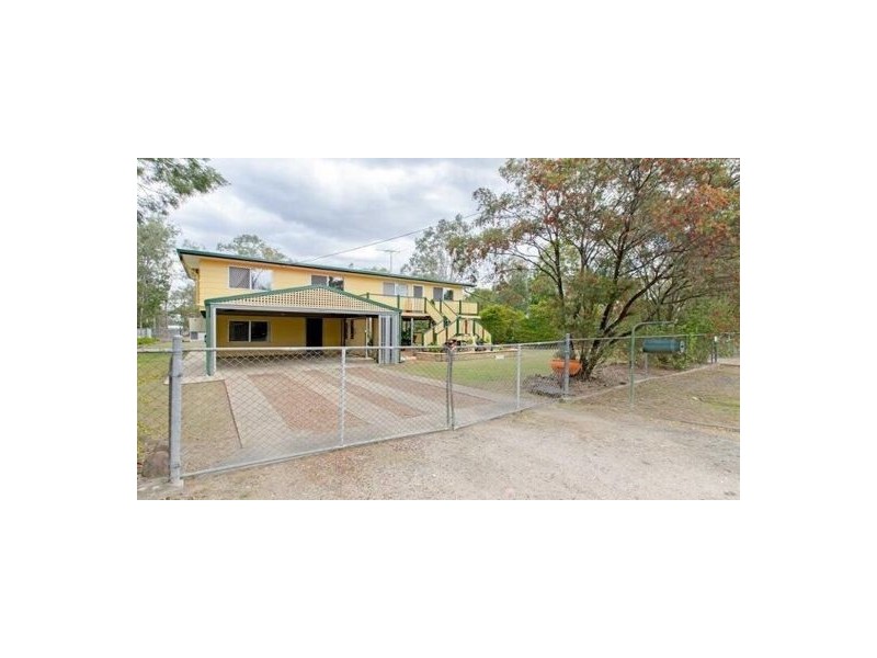 91 Adelong Avenue, Thagoona QLD 4306