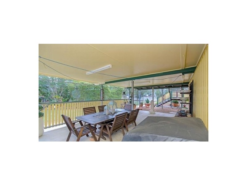 91 Adelong Avenue, Thagoona QLD 4306