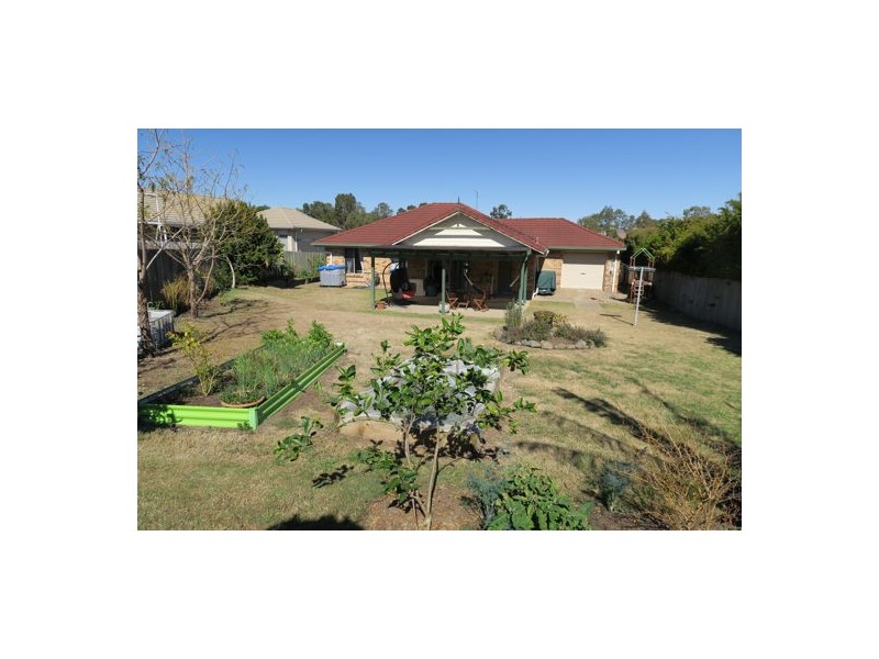 28 Jonquil Circuit, Flinders View QLD 4305