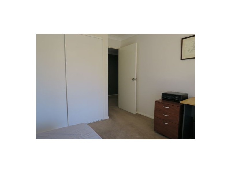 28 Jonquil Circuit, Flinders View QLD 4305