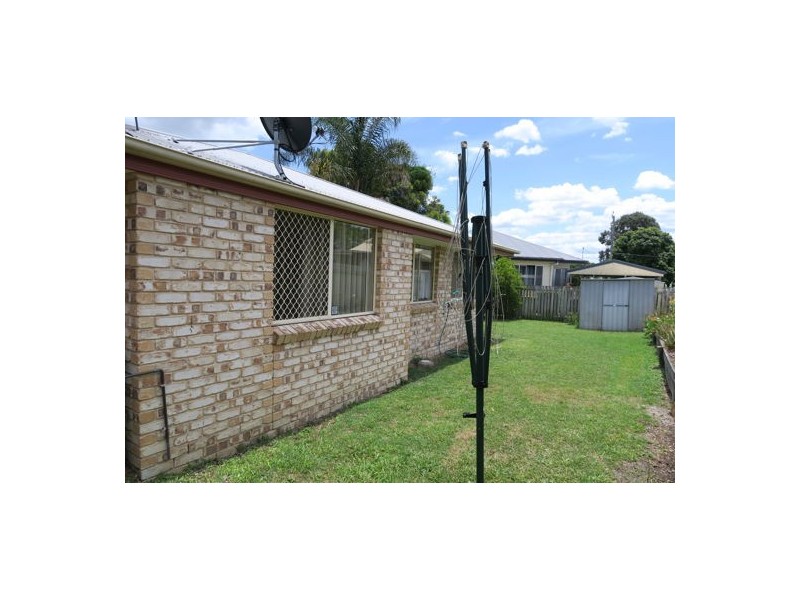 2A Walsh Street, Newtown QLD 4305