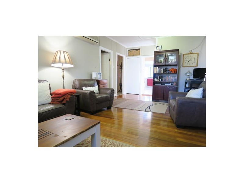 14 Orchard Street, Eastern Heights QLD 4305