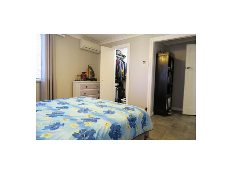 14 Orchard Street, Eastern Heights QLD 4305