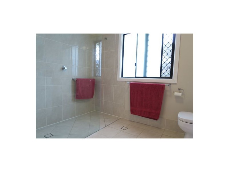 14 Orchard Street, Eastern Heights QLD 4305