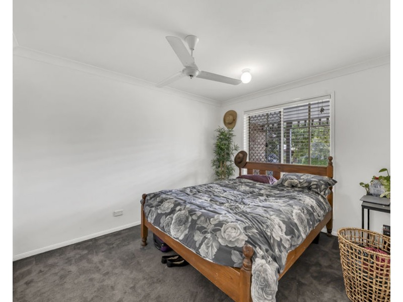 5 Lakewood Court, Flinders View QLD 4305