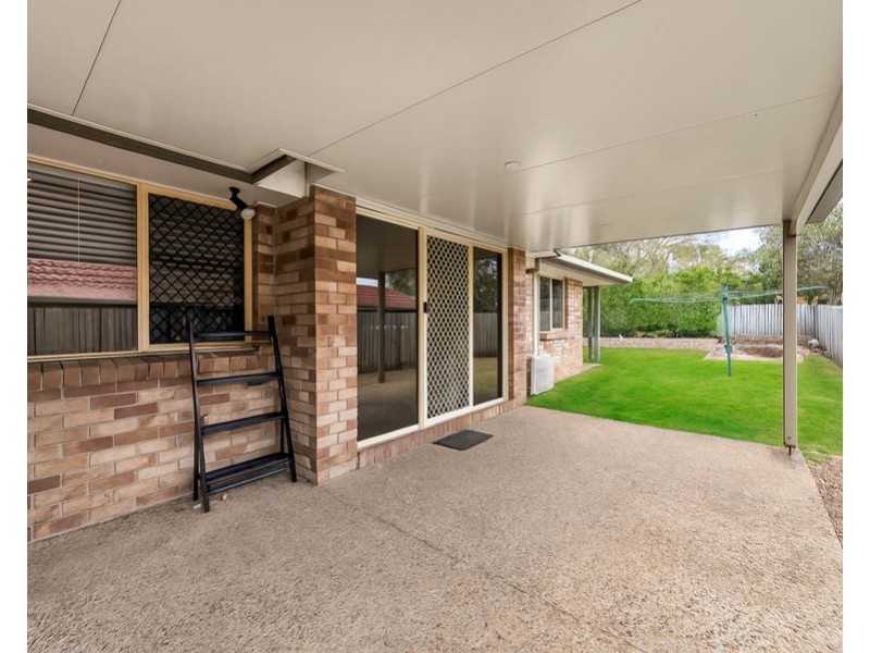 5 Lakewood Court, Flinders View QLD 4305