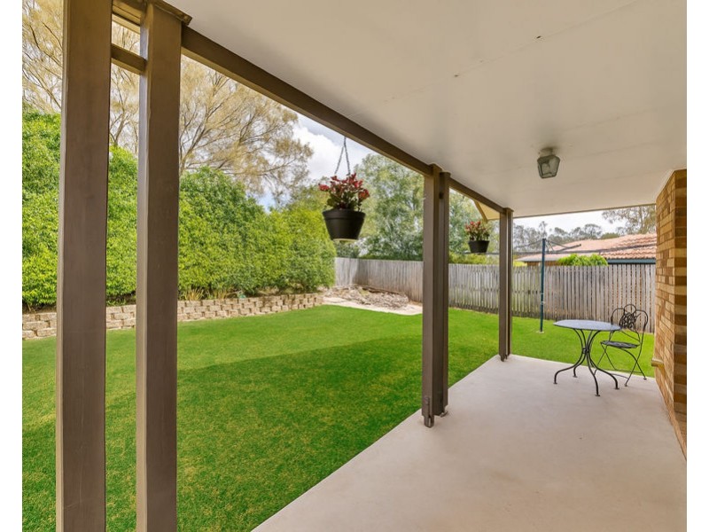 5 Lakewood Court, Flinders View QLD 4305