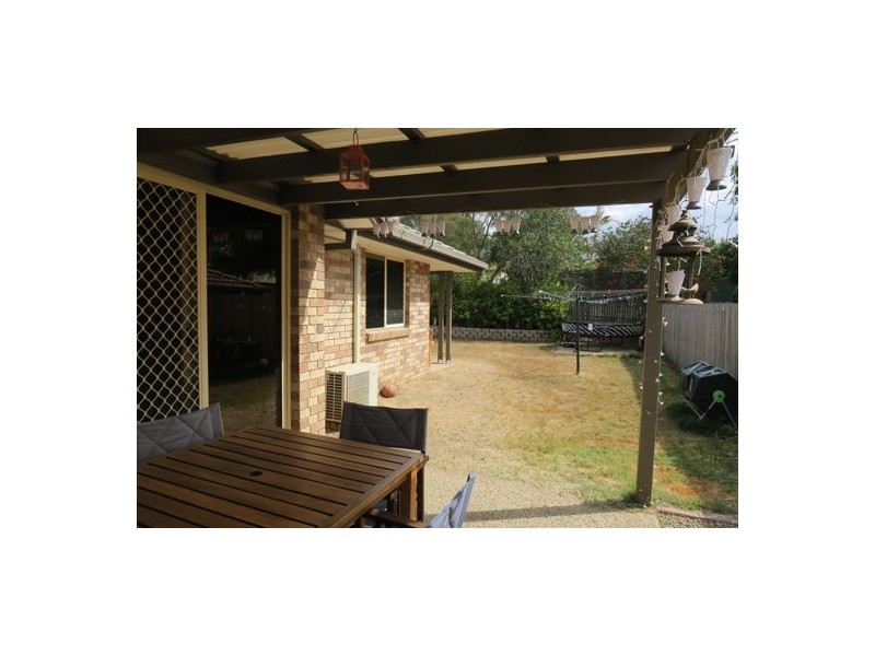5 Lakewood Court, Flinders View QLD 4305