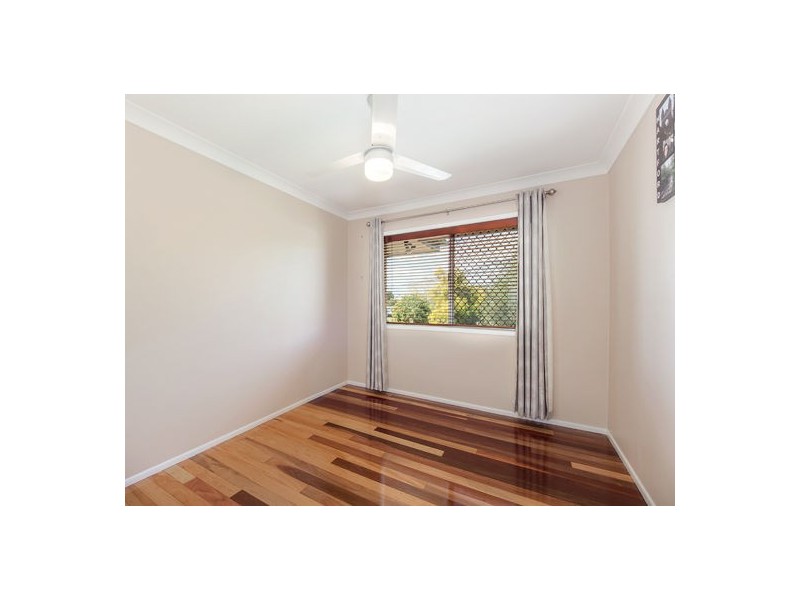 3 Loveanius Street, Silkstone QLD 4304