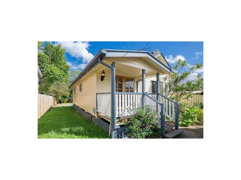 90 Woodend Road, Woodend QLD 4305