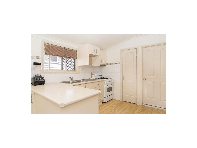 90 Woodend Road, Woodend QLD 4305