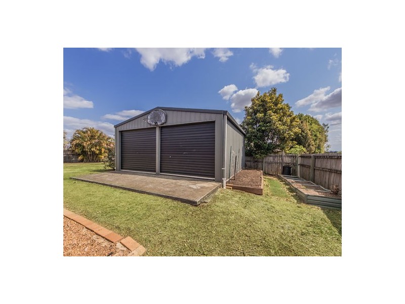 8 Crosby Crescent, Raceview QLD 4305